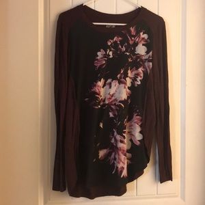 Apt 9 Medium Floral Top